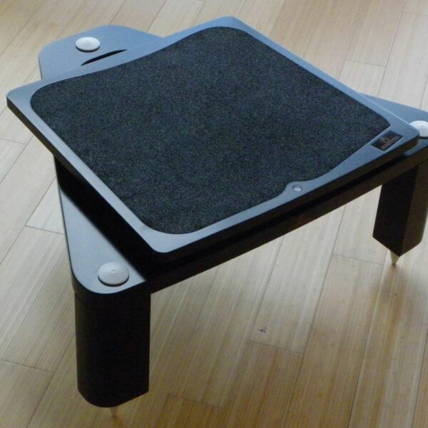 ARIAMATERIA modular stand